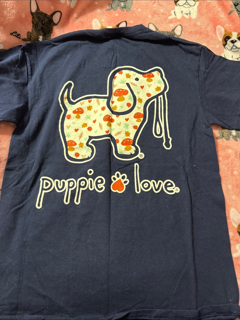 Puppie love mushroom tee